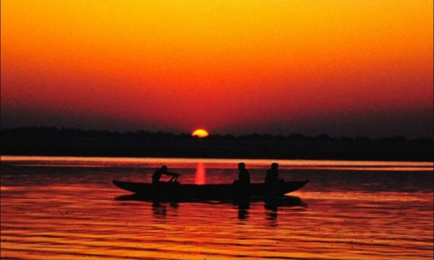 Varanasi Travel Guide – Top Attractions & Things to Do