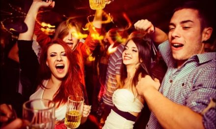 Top Night-out Places in Delhi for Insomniacs and Night Owls: Discover Everything about Nightlife in Delhi