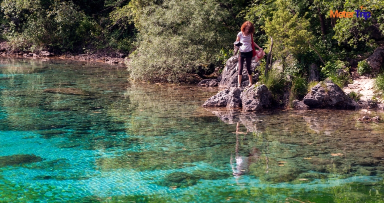 EXPLORING LAKES IN ITALY: A ROMANTIC GETAWAY