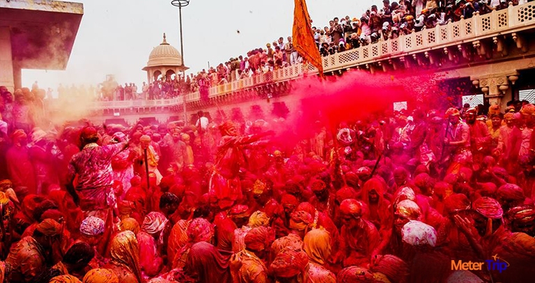 Holi in Mathura - metertrip