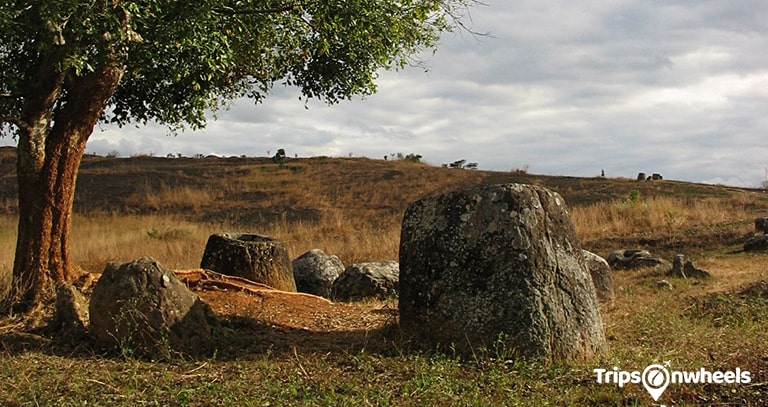Plain of Jars, Laos - metertrip