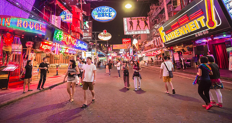 Solo Travel in Pattaya – Best Things to Do & Safety Tips